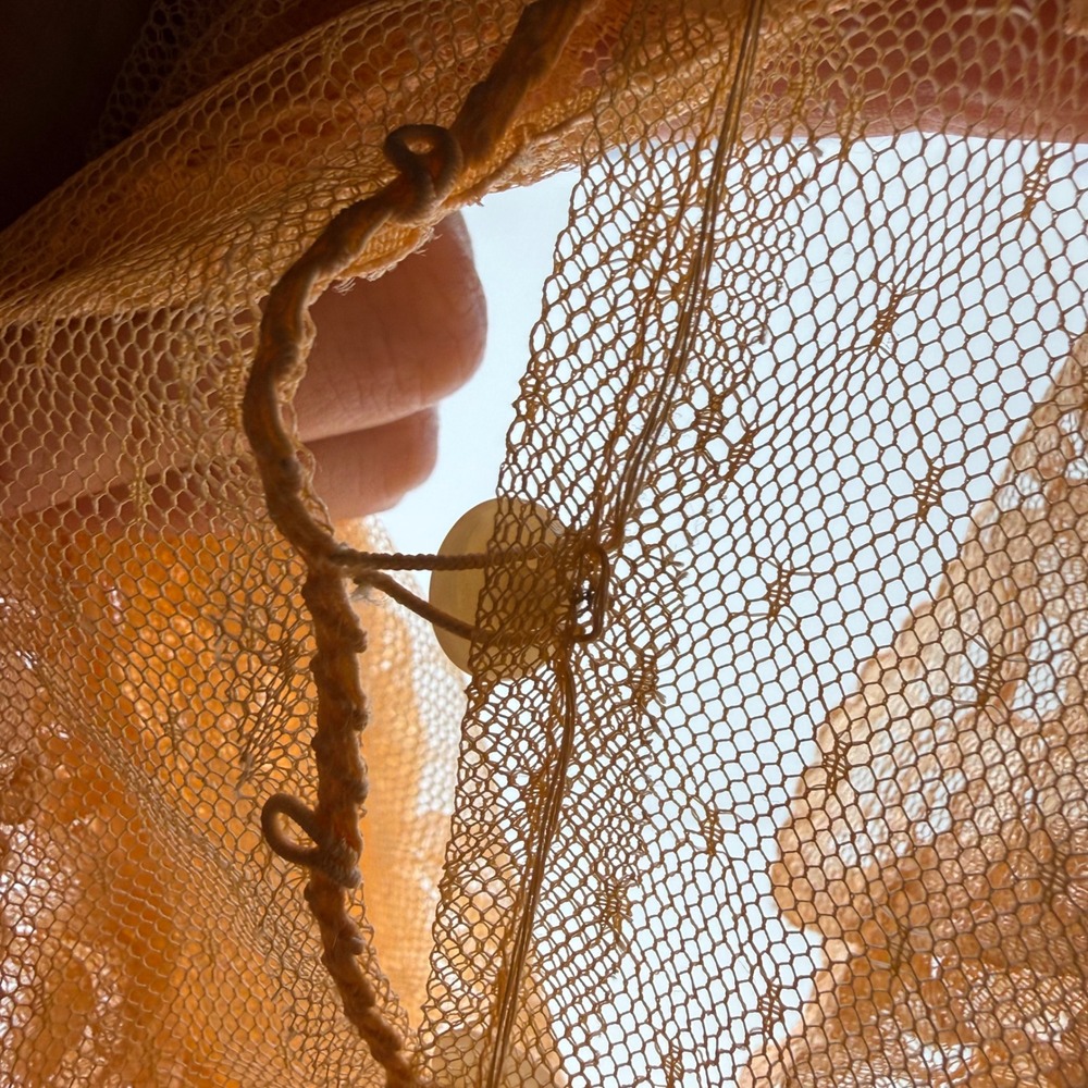 Vintage Peach Lace Capelet Sheer Mesh Victorian Ruffle High Neck Pearl Button 9 - Picture 8 of 8